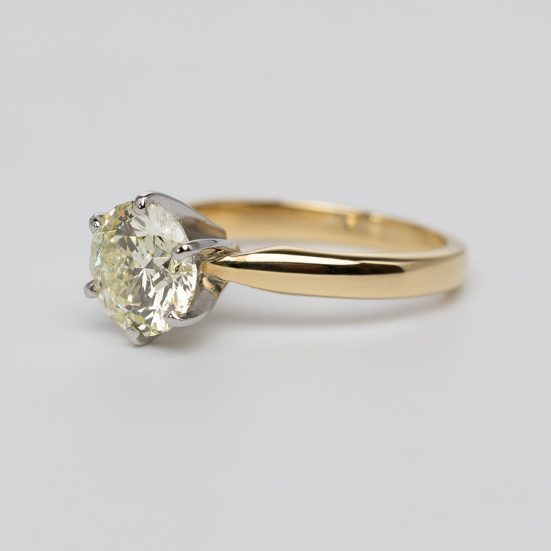 IGI Certified Natural 2.01 Carat Diamond Engagement Ring