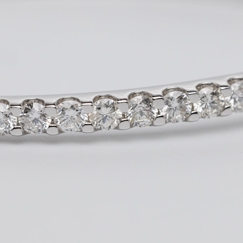 Contemporary 2.25 Carat Diamond Bracelet