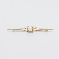A Pretty Gold Pearl Brooch