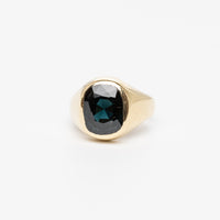 A Gorgeous 4 Carat Sapphire Ring